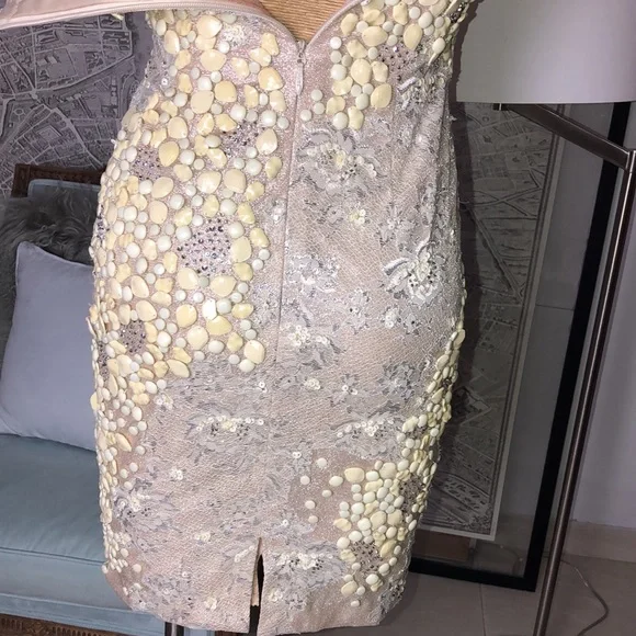 Mandalay one scholder cream Size 6 - Picture 9 of 15